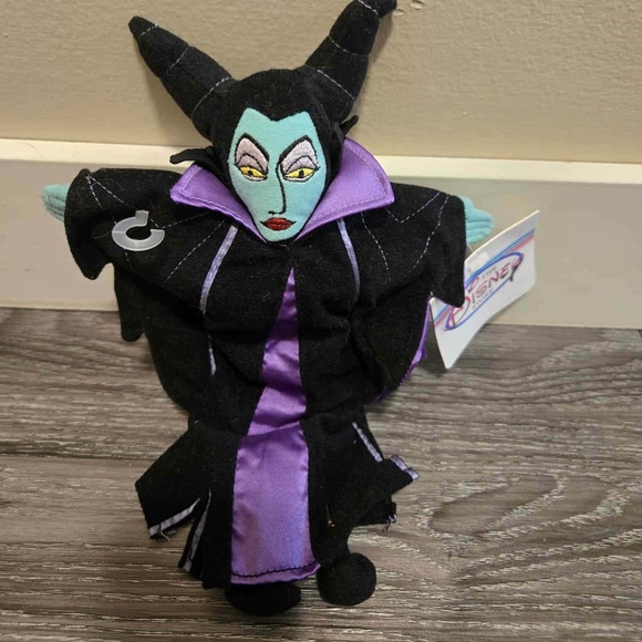 Disney Store Bean Bag Sleeping Beauty Maleficent Plush - Picture 1 of 3